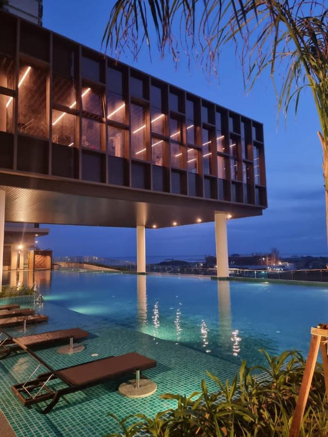 Luxury Couple Suites L Free Netflix L Massage Chair L Bathtub L Wifi 200Mbps L Town Area Bali Residence Malacca Екстер'єр фото
