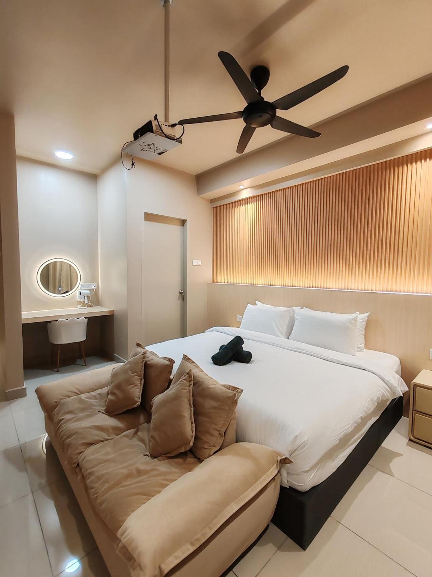 Luxury Couple Suites L Free Netflix L Massage Chair L Bathtub L Wifi 200Mbps L Town Area Bali Residence Malacca Екстер'єр фото