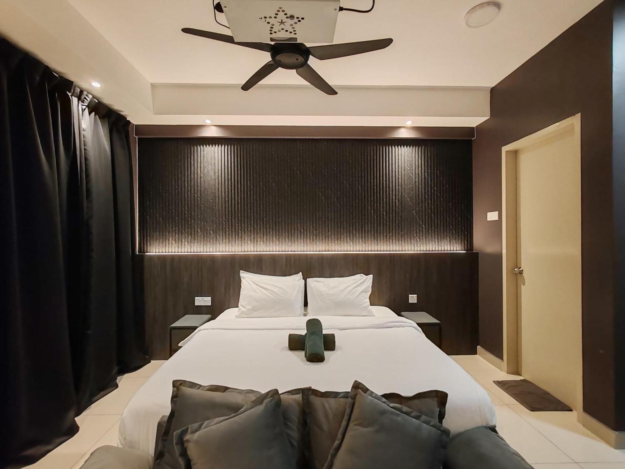 Luxury Couple Suites L Free Netflix L Massage Chair L Bathtub L Wifi 200Mbps L Town Area Bali Residence Malacca Екстер'єр фото